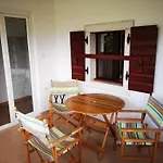 بيت للعطل House Catela *