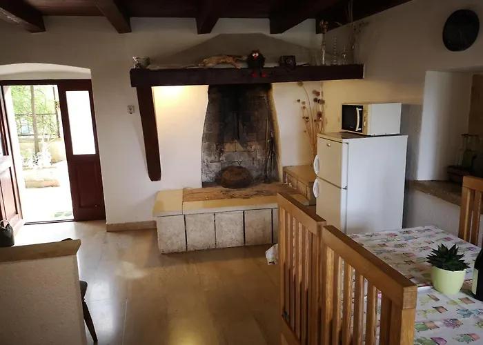 Semesterbostad House Catela Rakalj